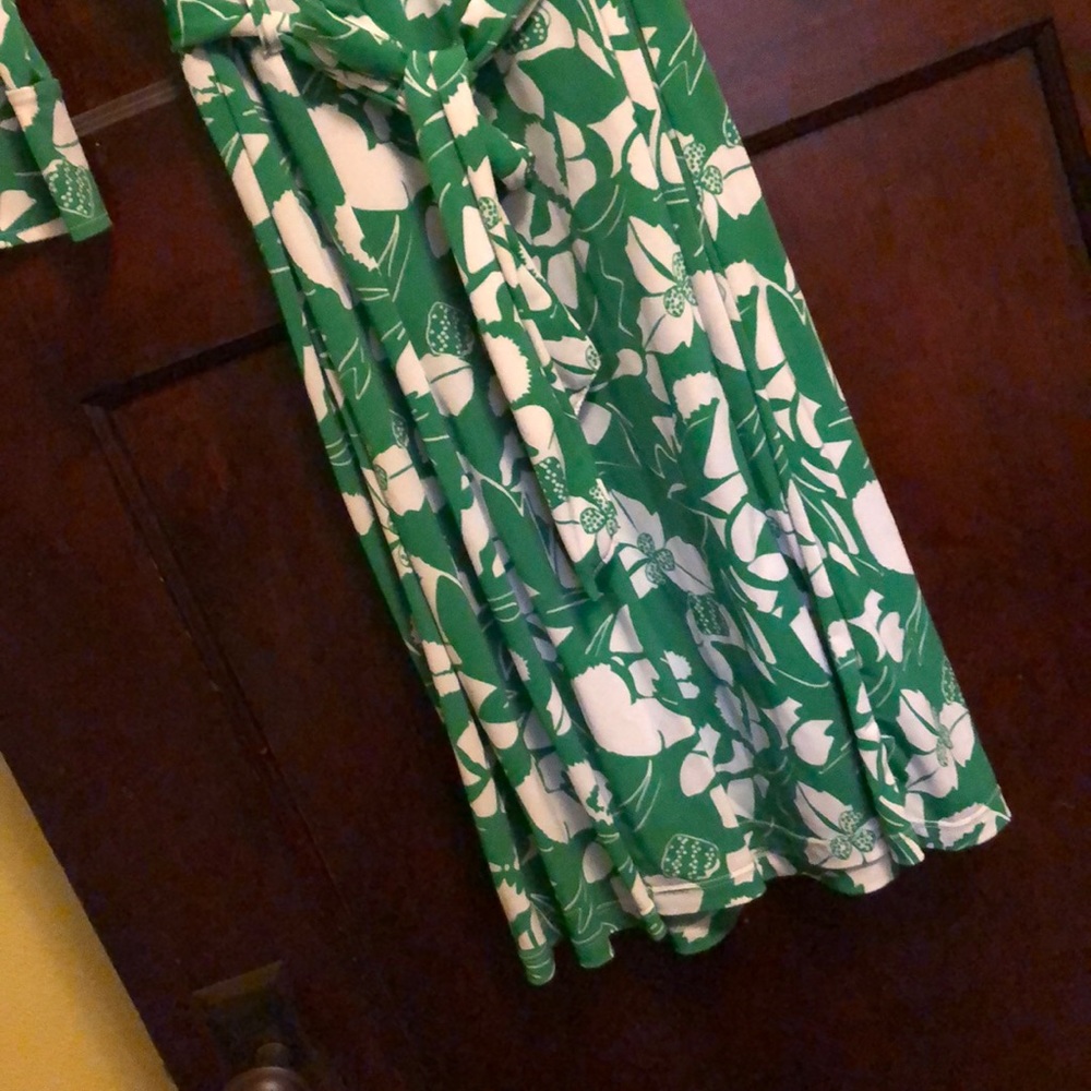 Dress - Picture 4 of 5